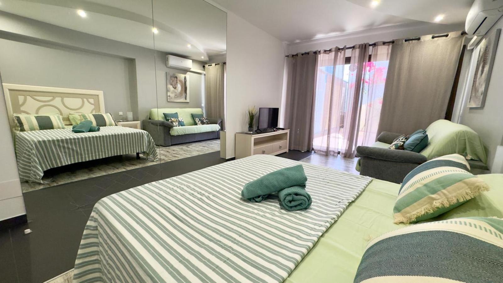 Apartment Puerto Colon Fabuloso Nearby The Harbour Costa Adeje (Tenerife)